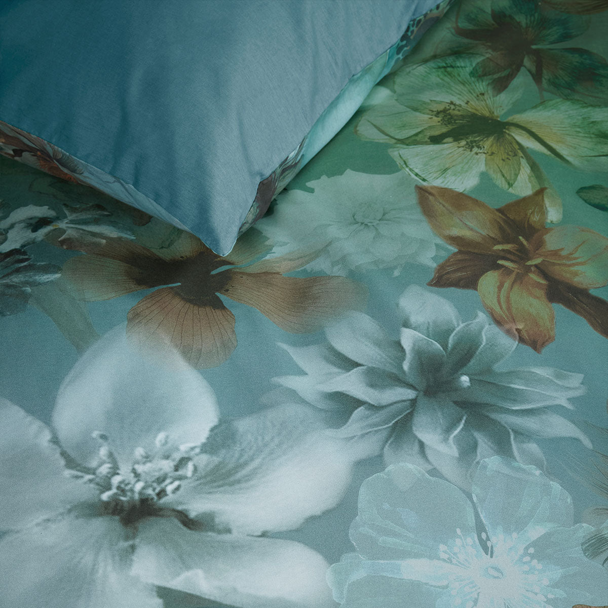 Bedding House Lou Blue Green Cotton Floral Quilt Cover Set King
